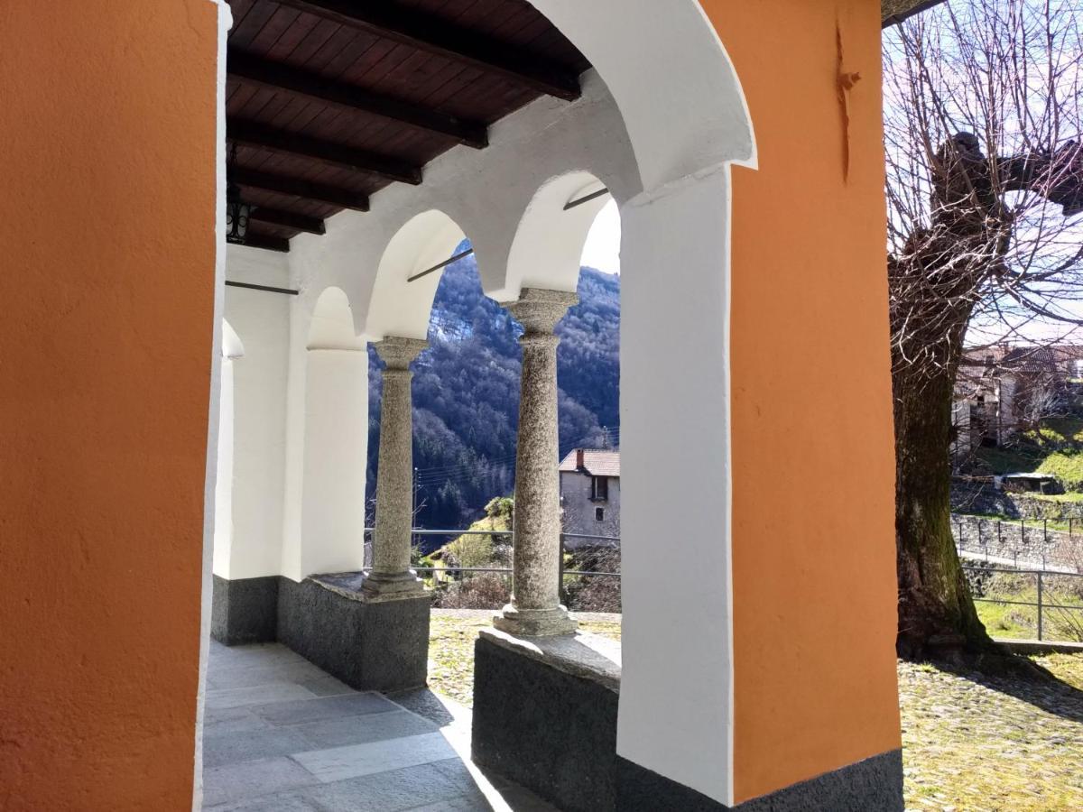 Rustico "Casa Di Sasso" Villa Intragna Exteriör bild